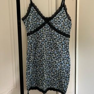 Womens slip-like dress